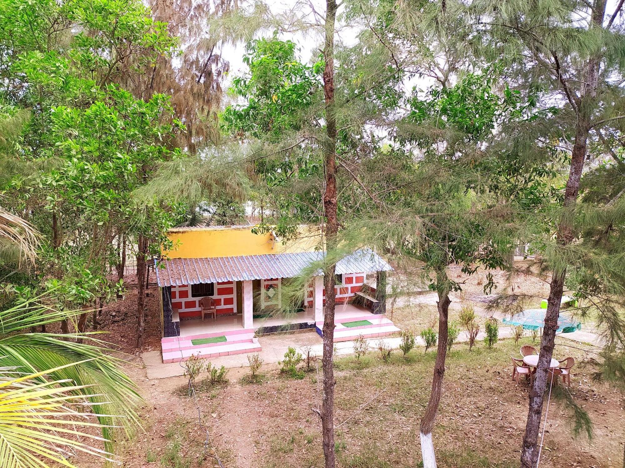 Estuarine Village Resort Sātabhāya Eksteriør billede