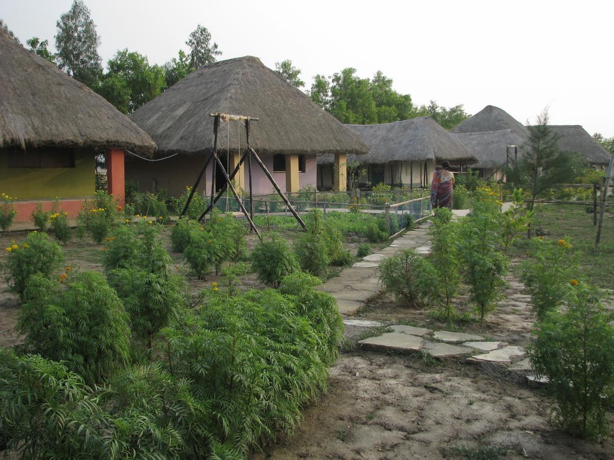 Estuarine Village Resort Sātabhāya Eksteriør billede