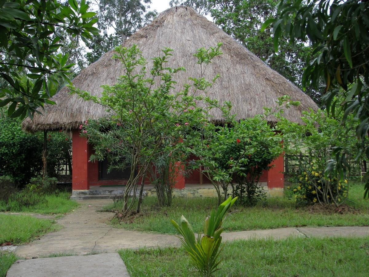 Estuarine Village Resort Sātabhāya Eksteriør billede