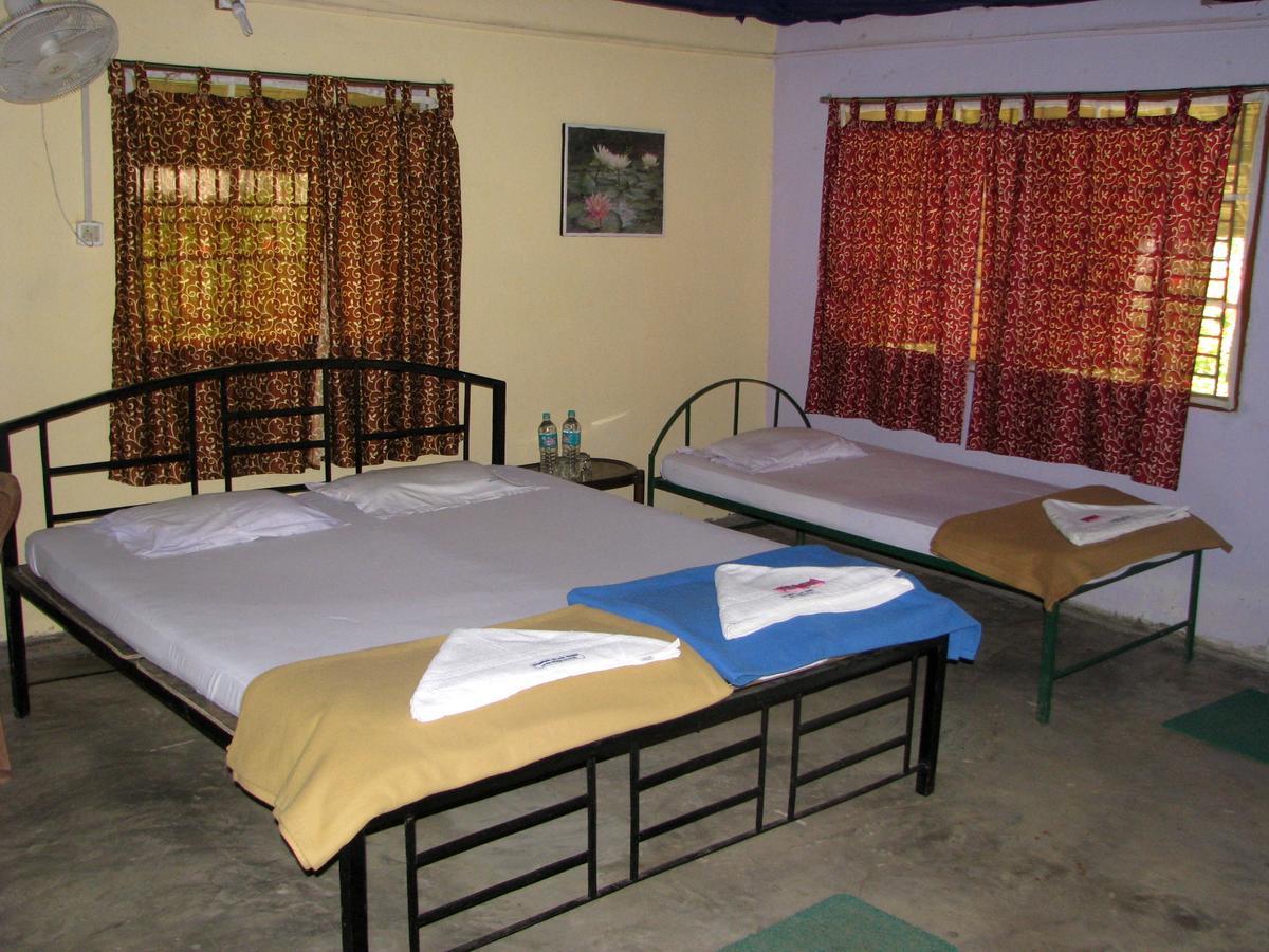 Estuarine Village Resort Sātabhāya Eksteriør billede