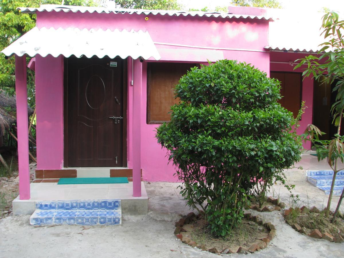 Estuarine Village Resort Sātabhāya Eksteriør billede